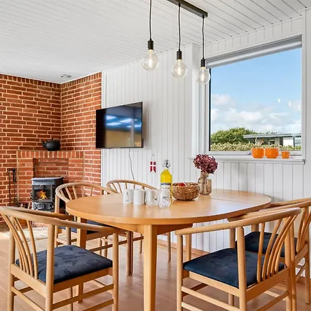 Lillan - From The Sea By Interhome בית נופש